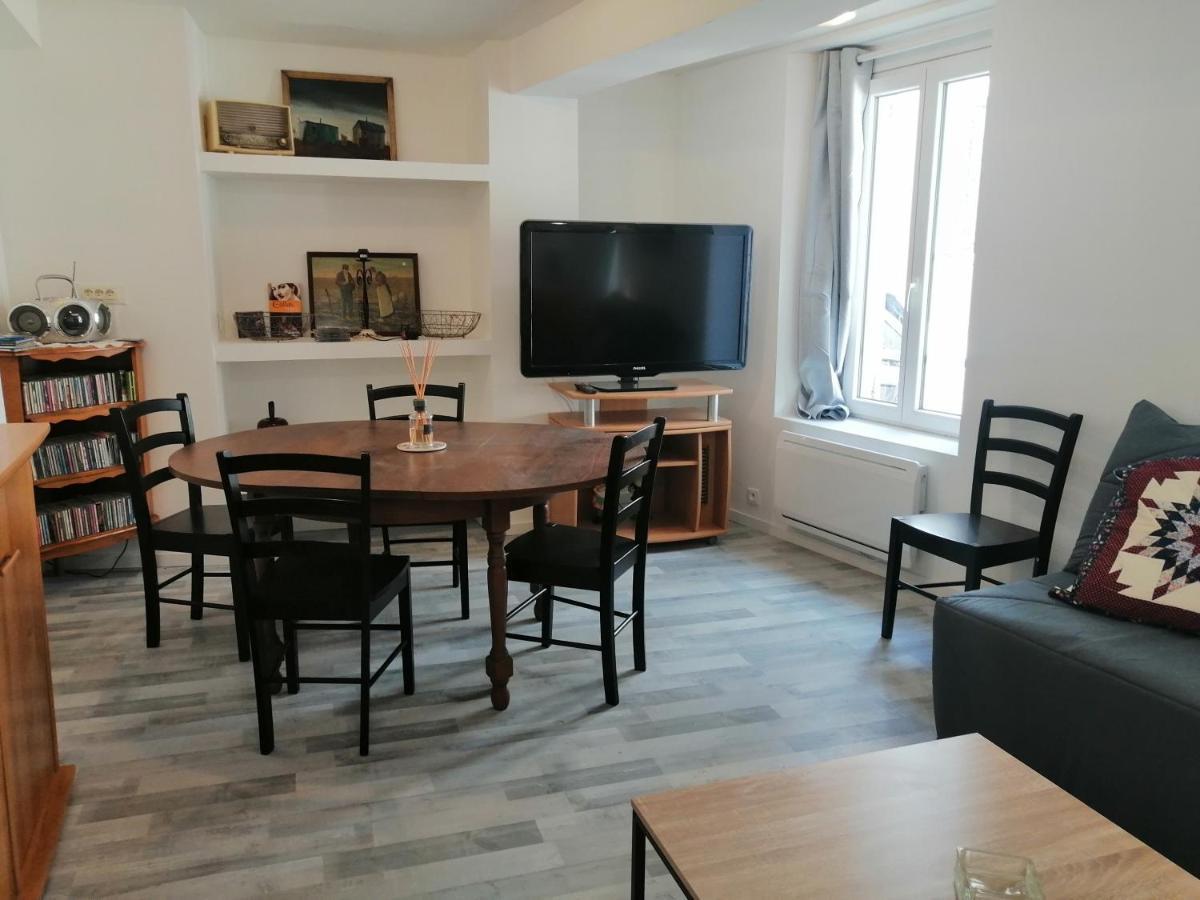 F Logement Entier Courtenay (Loiret) Exterior foto